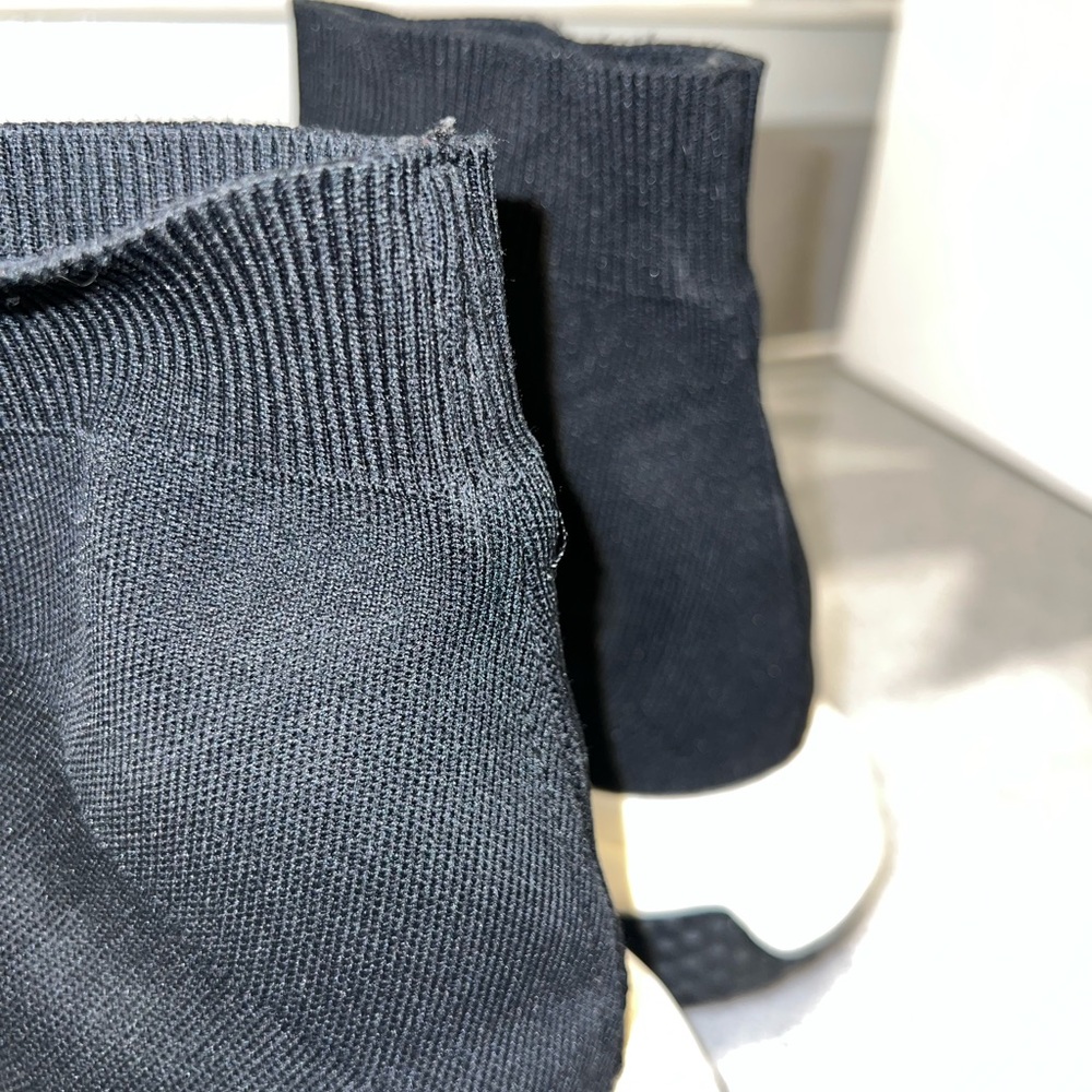 Balenciaga Black and White Knit Sneakers - Picture 7 of 12